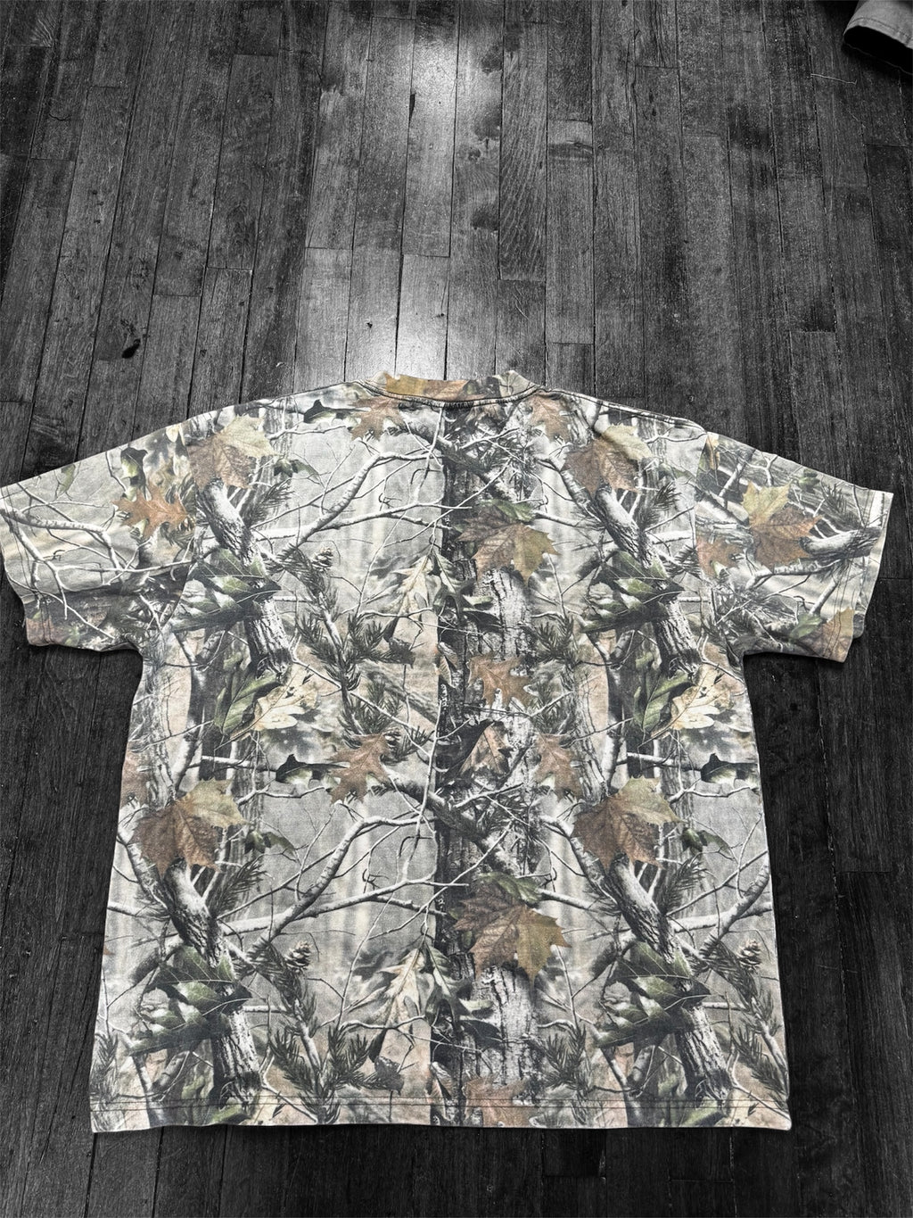 REAL-TREE Face Logo tee